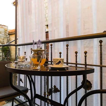 Vitturina Apartment *